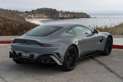 2025 Aston Martin Vantage 