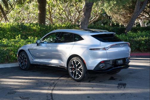 2021 Aston Martin DBX 