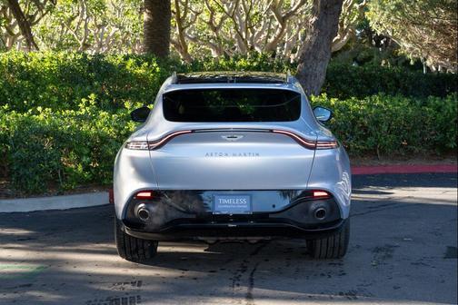 2021 Aston Martin DBX 