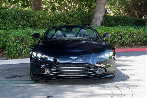 2023 Aston Martin Vantage Roadster