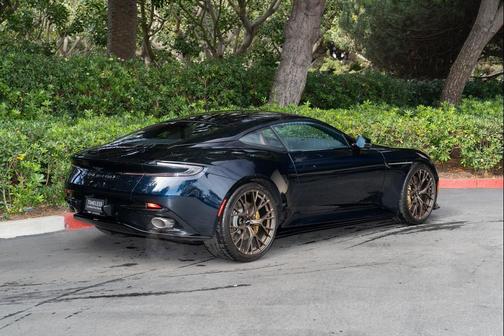 2024 Aston Martin DB12 