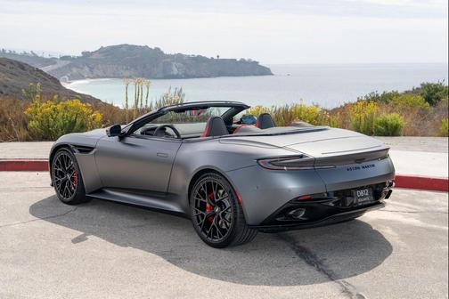 2025 Aston Martin DB12 Volante