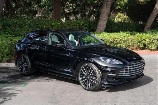2023 Aston Martin DBX 707