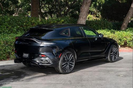 2023 Aston Martin DBX 707