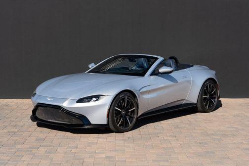 Silver 2023 Aston Martin Vantage Roadster
