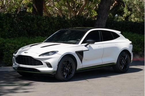 2021 Aston Martin DBX