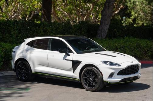 2021 Aston Martin DBX