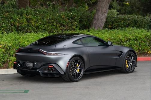 2022 Aston Martin Vantage