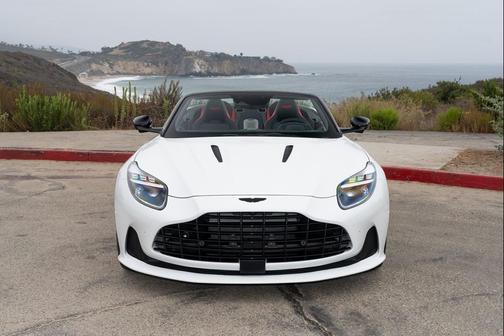 2025 Aston Martin DB12 Volante