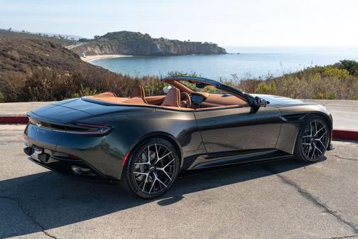 2025 Aston Martin DB12 Volante