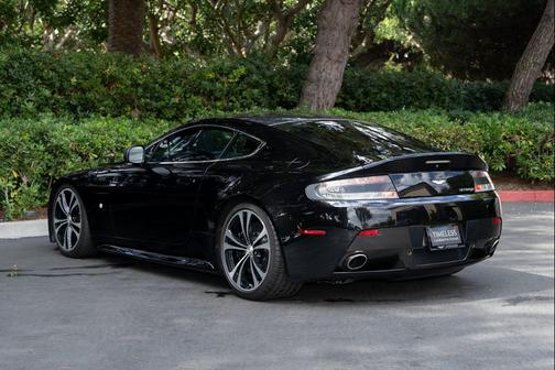 2011 Aston Martin V12 Vantage Base