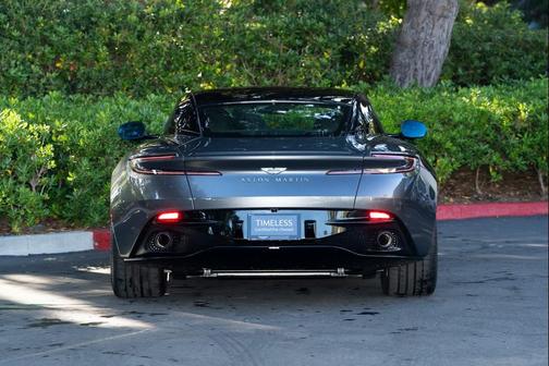 2025 Aston Martin DB12 