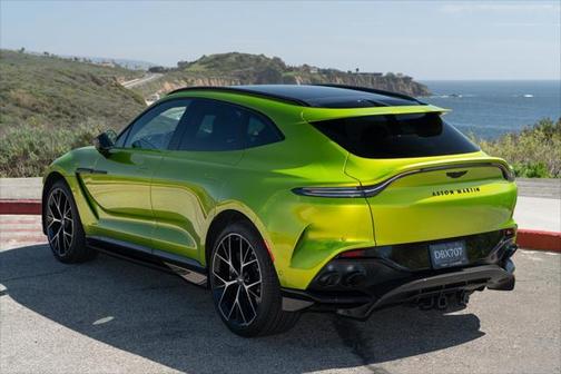 2025 Aston Martin DBX 707