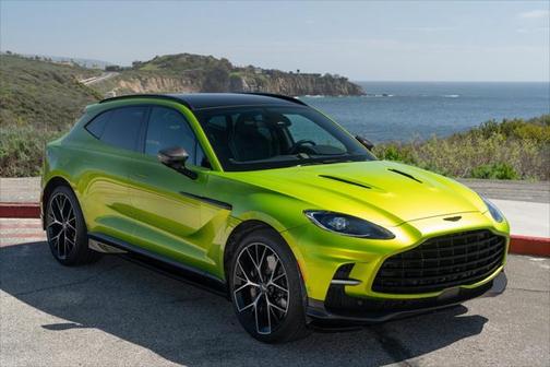 2025 Aston Martin DBX 707
