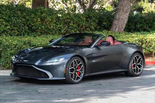 2021 Aston Martin Vantage Roadster