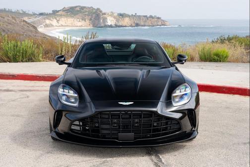 2025 Aston Martin Vantage 