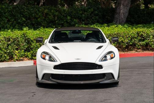 2018 Aston Martin Vanquish S