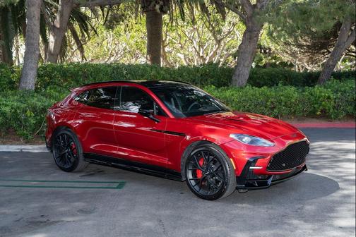 2026 Aston Martin DBX S