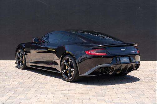 2018 Aston Martin Vanquish S