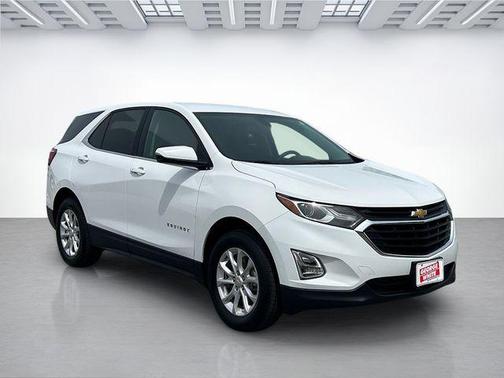 Summit White 2018 Chevrolet Equinox LT