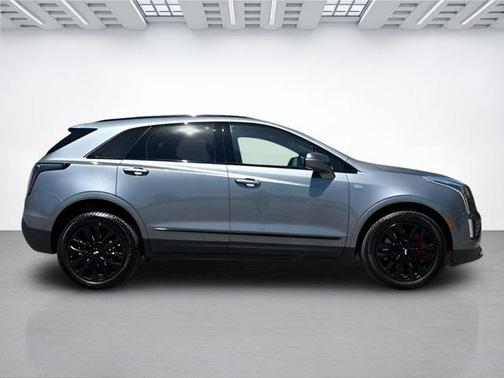 2022 Cadillac XT5 Sport