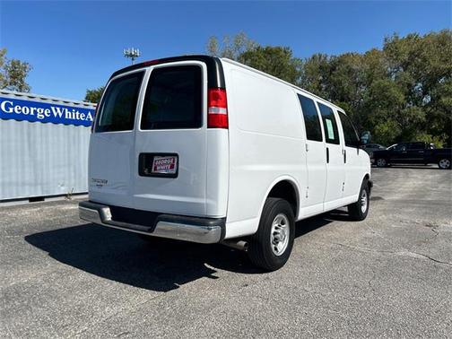 2022 Chevrolet Express 2500 RWD 2500 Regular Wheelbase WT