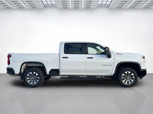 2025 Chevrolet Silverado 2500 Custom
