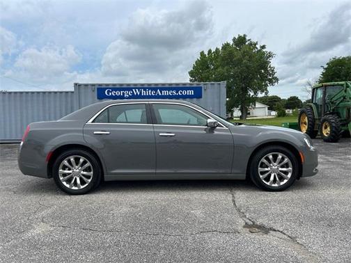 2019 Chrysler 300 Limited