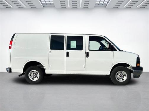 2024 GMC Savana 2500 Work Van
