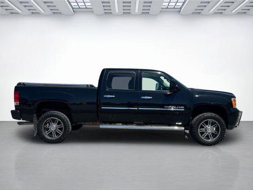 Onyx Black 2013 GMC Sierra 2500 Denali