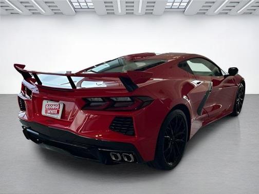 2026 Chevrolet Corvette Stingray w/2LT