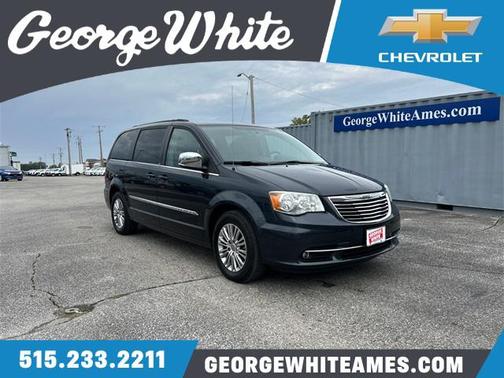 2013 Chrysler Town & Country Touring-L