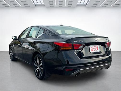 2020 Nissan Altima SR FWD