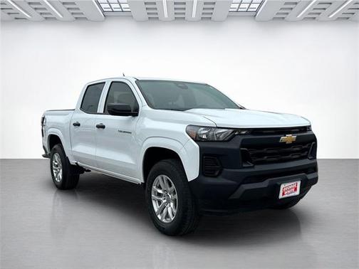 2024 Chevrolet Colorado WT