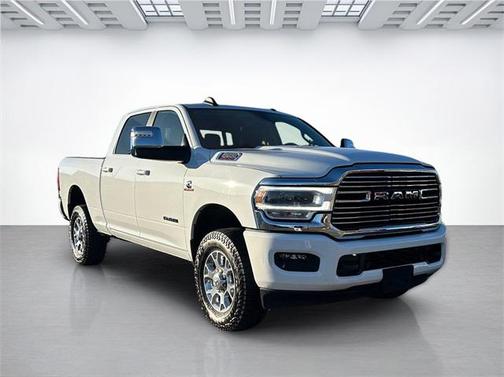 2024 RAM 2500 Laramie Crew Cab 4x4 6'4' Box