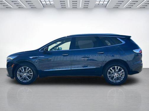 2022 Buick Enclave AWD Essence
