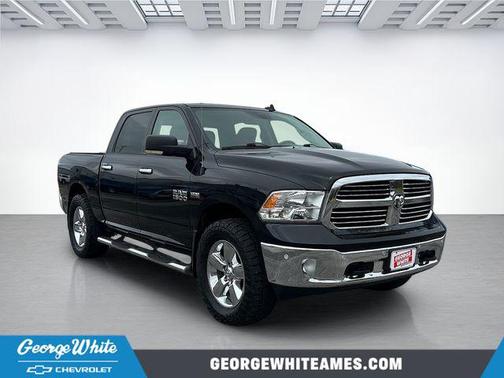 Brilliant Black Crystal Pearlcoat 2016 RAM 1500 Big Horn