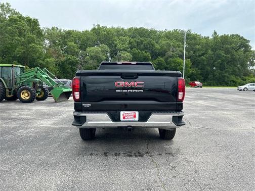 2024 GMC Sierra 1500 Pro
