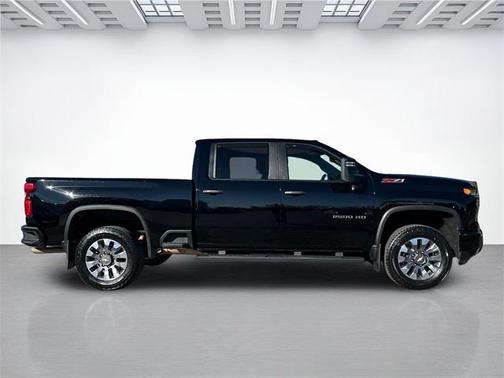 2024 Chevrolet Silverado 2500 Custom