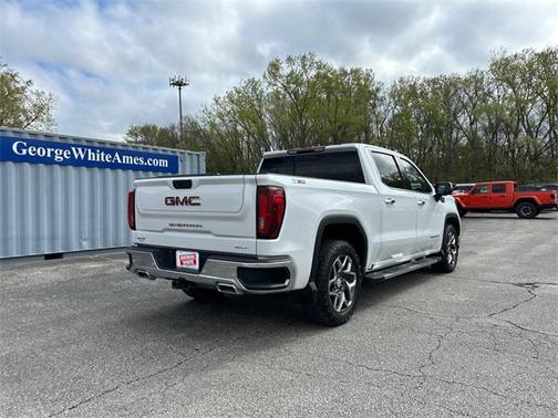 2022 GMC Sierra 1500 SLT