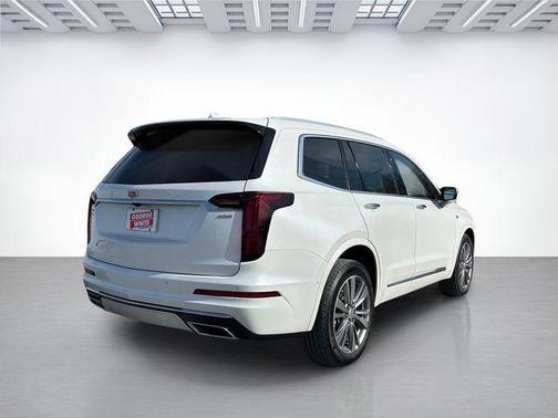 2022 Cadillac XT6 Premium Luxury AWD