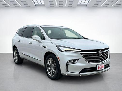 2023 Buick Enclave Premium AWD