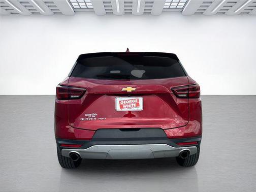 Radiant Red Tintcoat 2025 Chevrolet Blazer 2LT