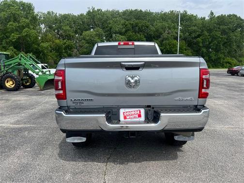 2023 RAM 2500 Laramie Crew Cab 4x4 6'4' Box