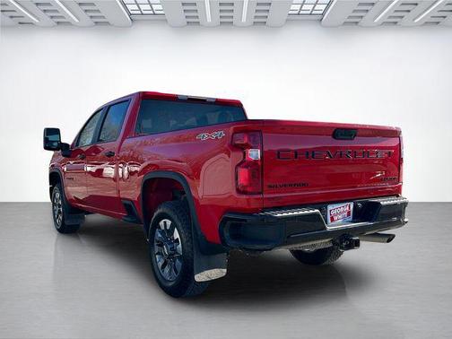 2024 Chevrolet Silverado 2500 Custom