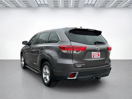 2017 Toyota Highlander 