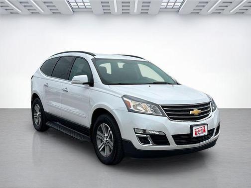 2017 Chevrolet Traverse 2LT