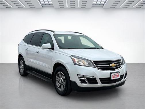 2017 Chevrolet Traverse 2LT