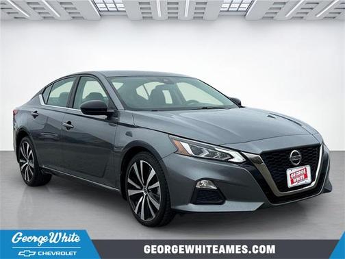 2022 Nissan Altima SR Intelligent AWD
