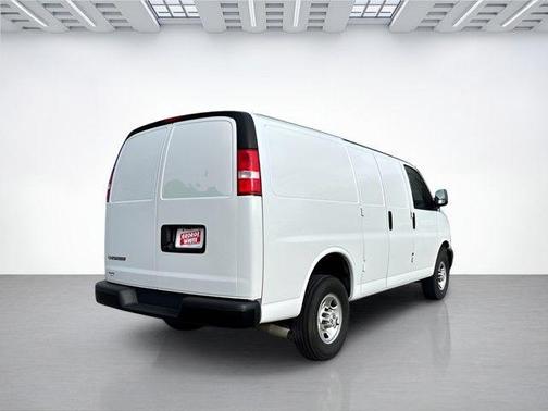 2023 Chevrolet Express 2500 RWD 2500 Regular Wheelbase WT